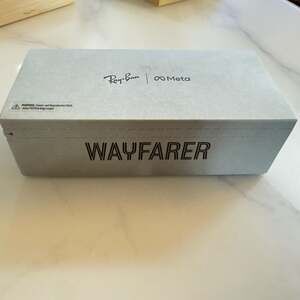 Ray-Ban Meta Wayfarer Smart Glasses RW4006 Matte Black Polarized Graphite 50mm